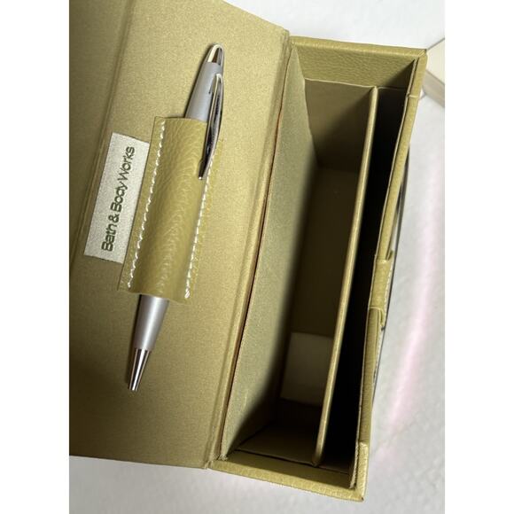 Bath Body Works Faux Leather Stationary w/Box Pen Christmas Gift - Picture 8 of 10
